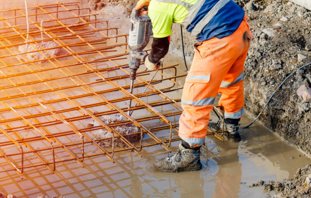 Best Residential Concrete Solutions in Hlcrest, IL